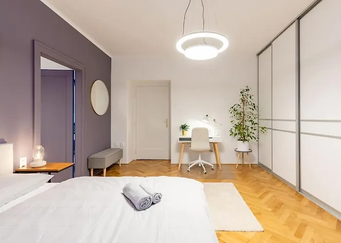 Luxury On Wilsonova, Close To Center *