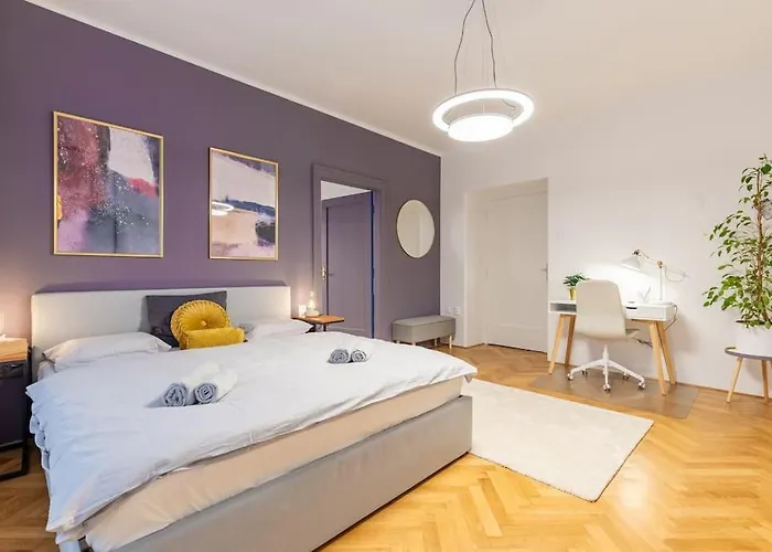 Luxury On Wilsonova, Close To Center *