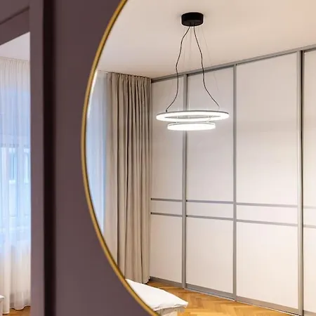 Luxury On Wilsonova, Close To Center